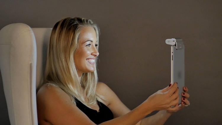 ChatLight Selfie Light - Light clip attaches to any smart phone, tablet, or computer for brighter video chatting