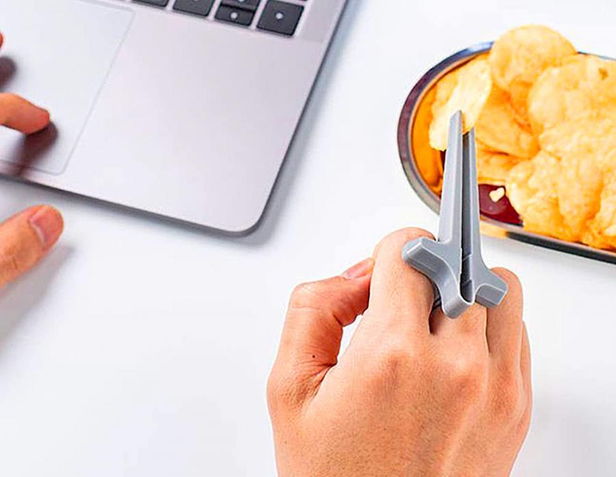 Chip and Cheeto Grabber Finger Chopsticks