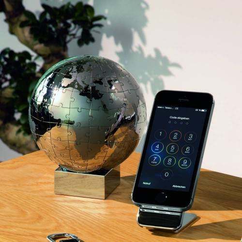 Chrome Magnetic Globe Puzzle