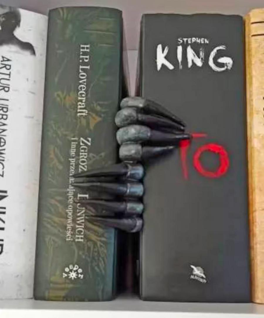 Devil Claws Bookmark - Scary demon fingers bookmark