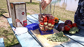 Clever Kebab Maker - Easy Kebab Maker - Makes 16 Kebabs at a time