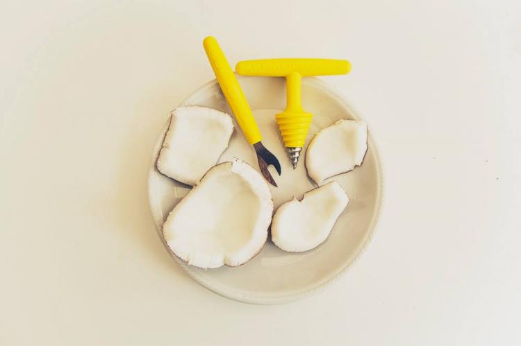 Cococrack Easy Coconut Opener - Safest coconut opener - Best coconut opener