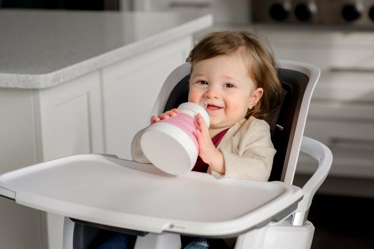 CollapseAndGo Collapsible Baby Bottle - Collapsible sippy cup for easy travel with baby