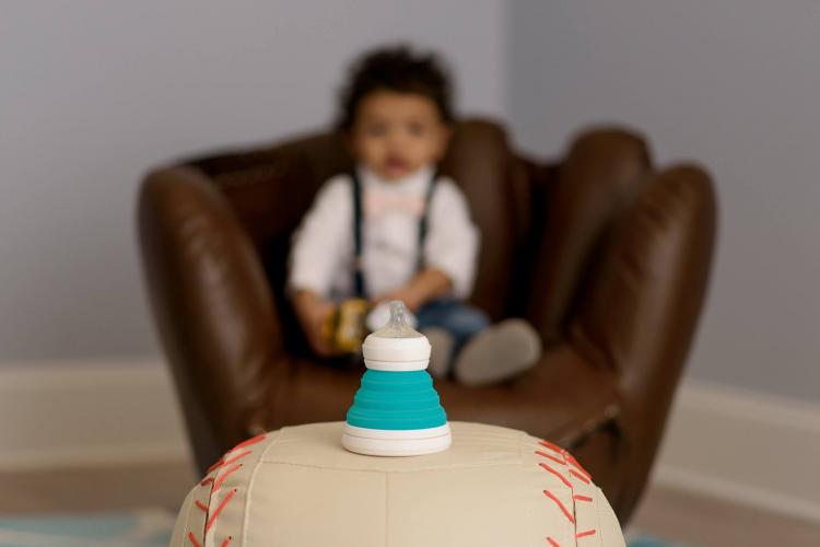 CollapseAndGo Collapsible Baby Bottle - Collapsible sippy cup for easy travel with baby