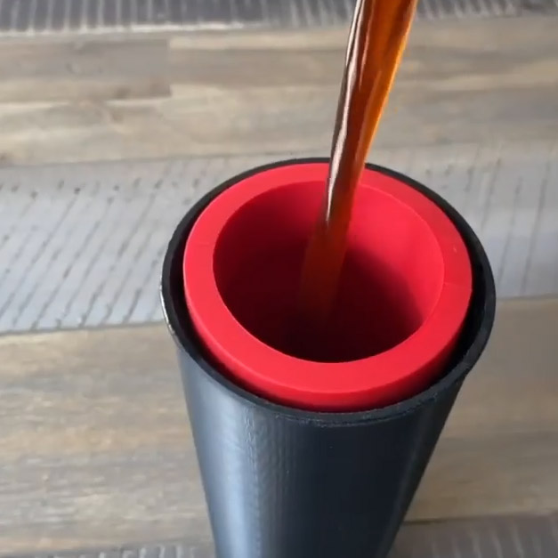 Silicone Travel Mug Collapses Down To Easily Fit Into Your Bag or pocket - Trinken CWB collapsing cup