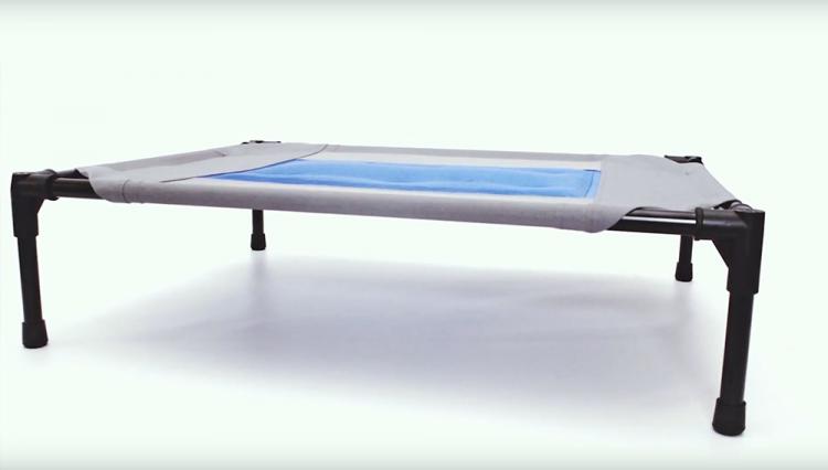 Cooling Outdoor Dog Lounger With Cold Water Bladder Keeps Pooch Cool In Hot Summer