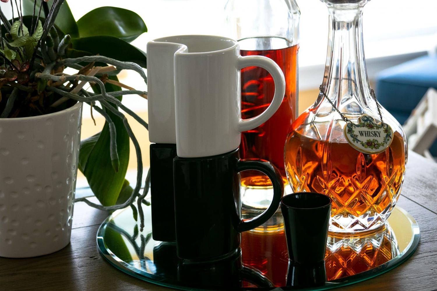 Corner Mug - Corner shaped mug to save space fits in windowsill corners