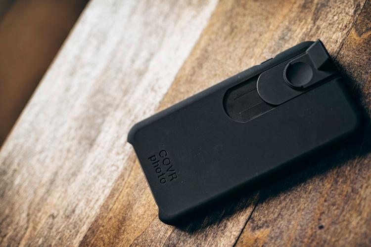 Covr iPhone Case - Take Discreet Creeper Photos and Videos With Your iPhone