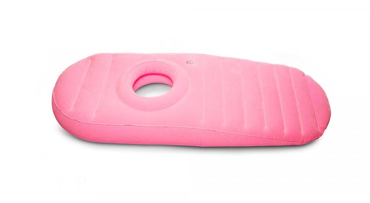 Cozy Bump Pregnancy Pillow Allows Pregnant Women To Lay On Their Stomach