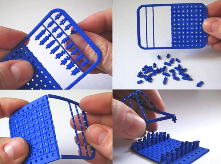 Credit Card Sized Mini Chess Set - Tiny travel chess set fits into wallet
