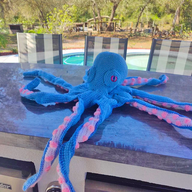 Giant Crochet Octopus Pattern