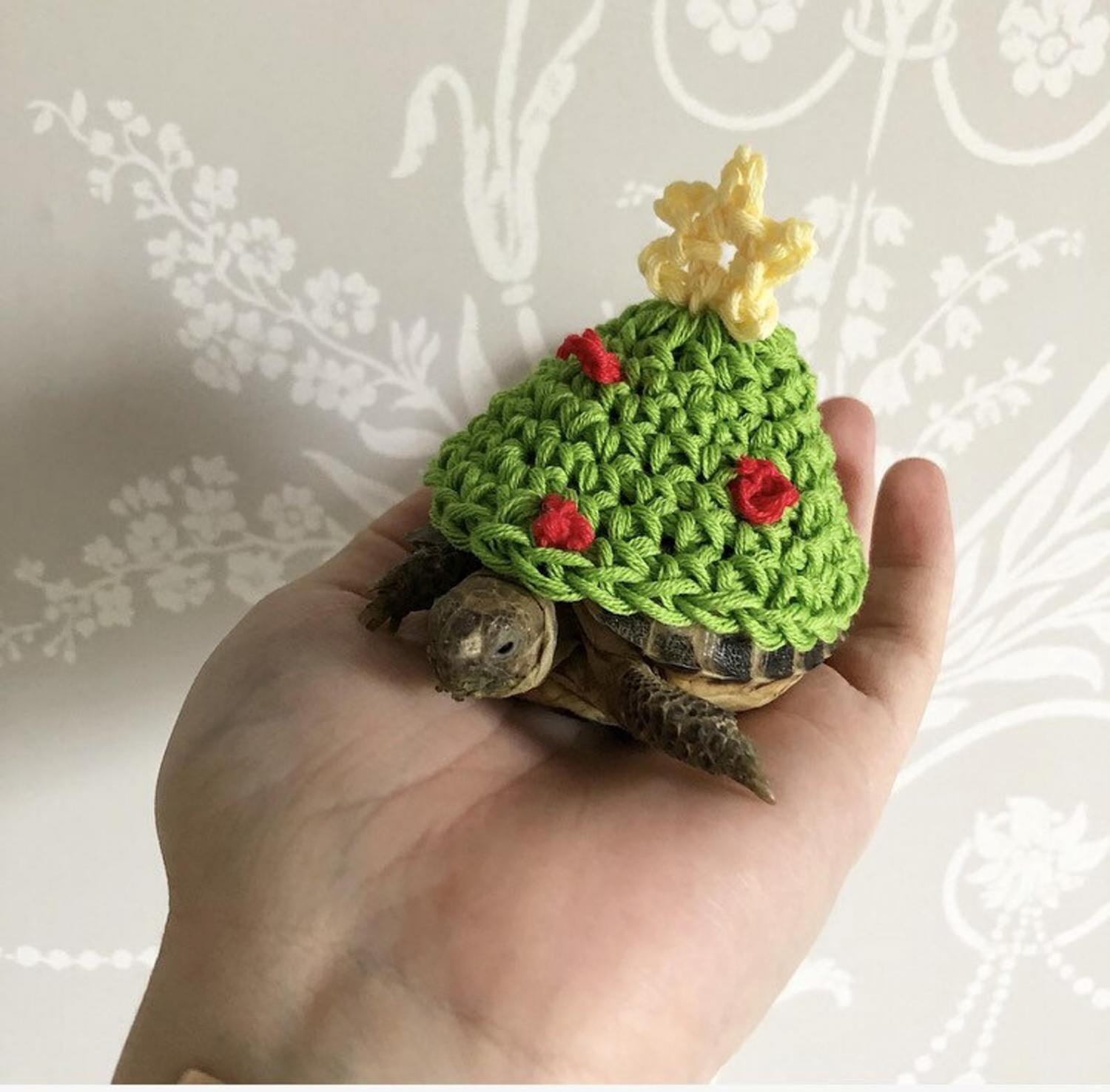 Crochet Turtle Sweater - Christmas Tree tortoise cozy