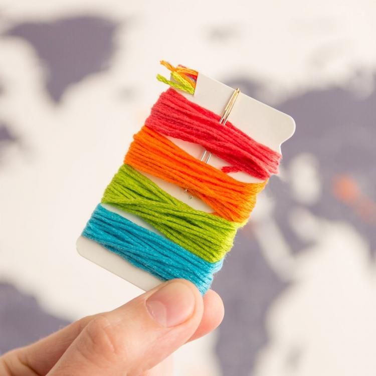 Cross Stitch Map - Cross-stitch travel map - Record your travels on a map with thread and needle