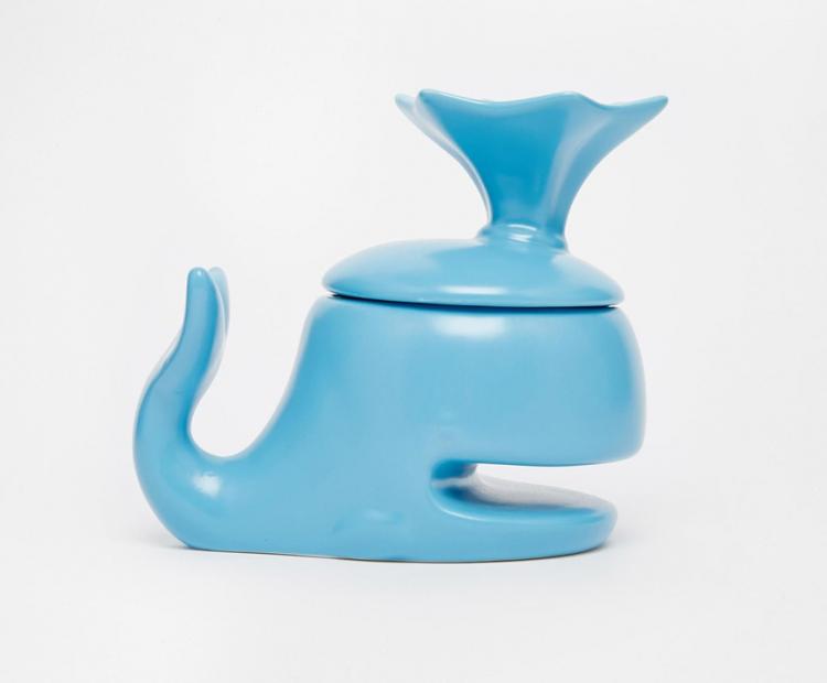 Whale Mug Holds Your Cookie or Biscuit In It's Mouth