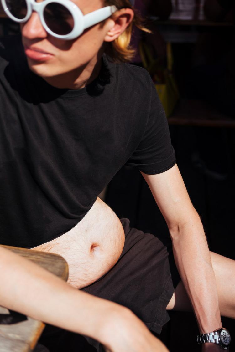 Dad Bag - Dad Bod Fanny Pack - Funny Hip Pack gives you a fat hairy gut