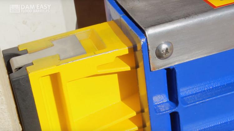 Dam Easy Flood Barrier Door Dam - Quick Install Flood water protection for the home