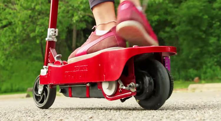 Daymak Photon Solar Powered Electric Scooter