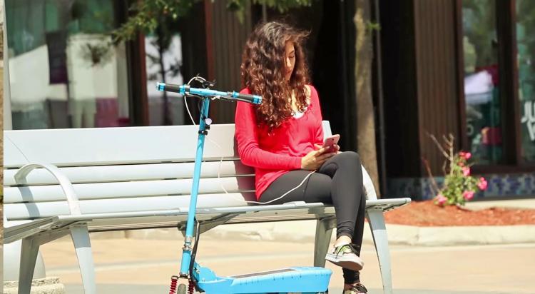 Daymak Photon Solar Powered Electric Scooter