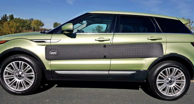 Dent Goalie Magnetic Car Panels Protect Vehicles from Door Dings