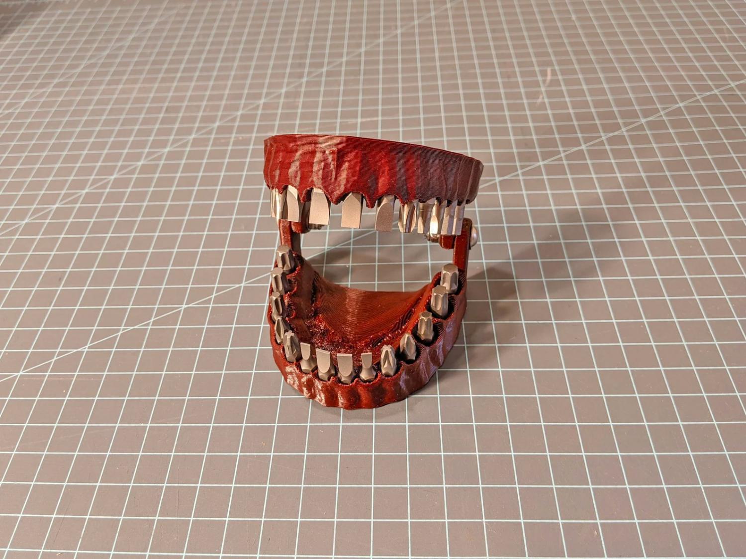 Denture Drill Bit Holder - Fake mouth driver bit holder
