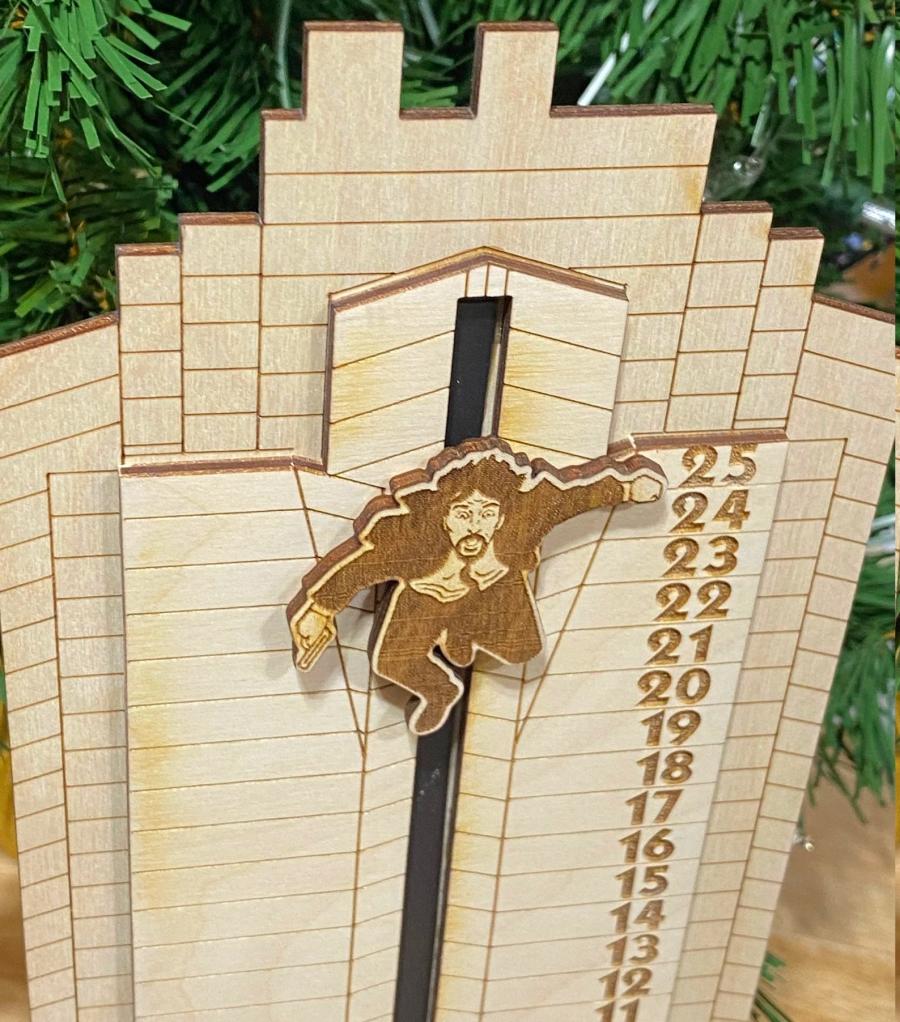 Die Hard Advent Calendar - Falling Hans Gruber From Nakatomi Tower Advent Calendar