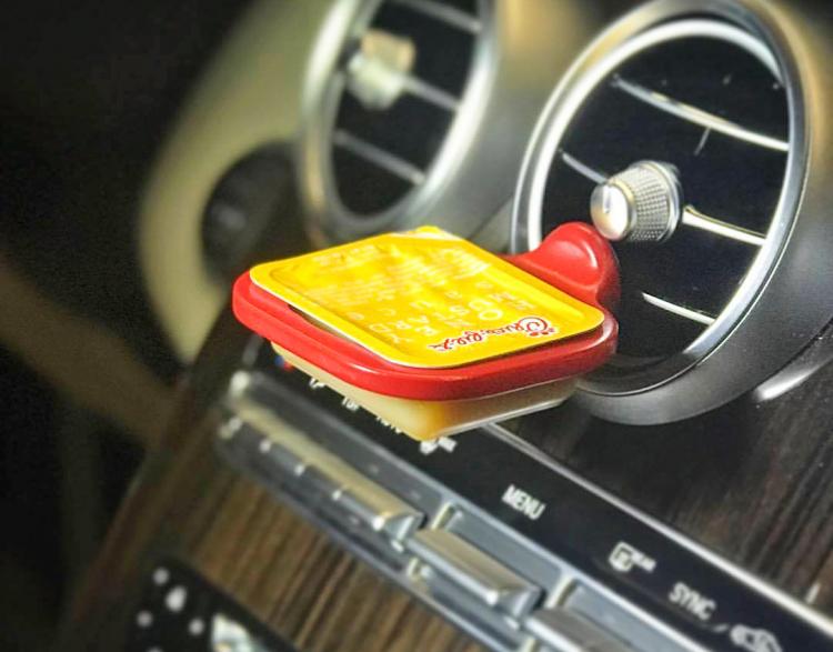 DipClip - Car Vent Dipping Sauce Holder