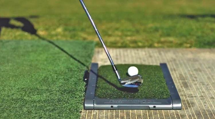 Fairway Pro - Divot Simulating Golf Mat Prevents Replacing Divots