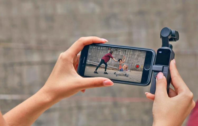 DJI Osmo Pocket: Stabilized Handheld 4k Camera