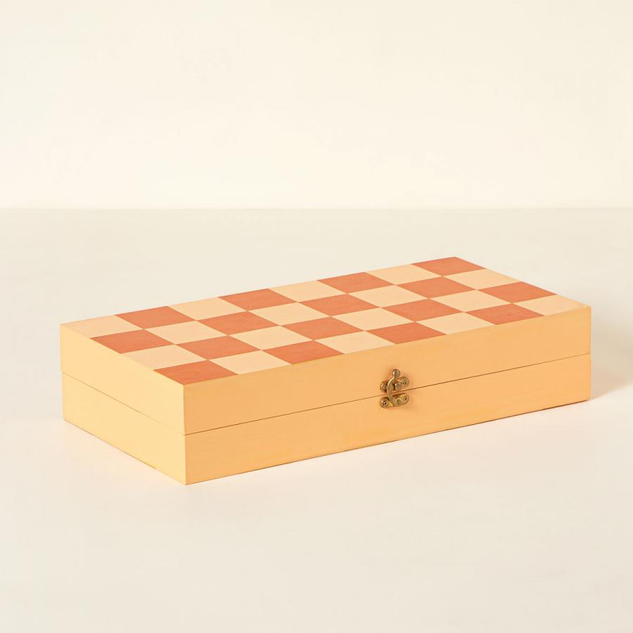 Dogs Vs Cats Chess Set