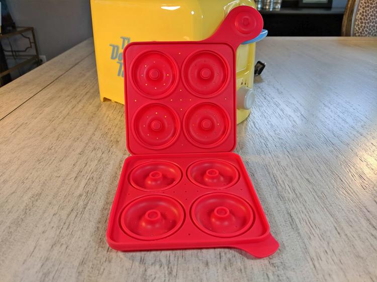 Donut Toaster Makes Homemade Mini Donuts - Home Mini Donut Maker