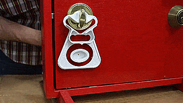 Door Angel Deadbolt Lock Prevents Unwanted Entry - Airbnb door lock