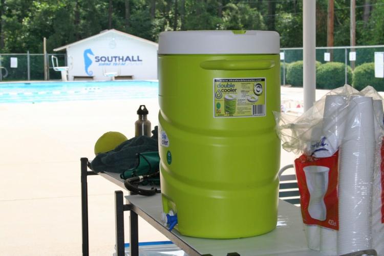 Double Container Beverage Cooler Doesn't Dilute Your Drink
