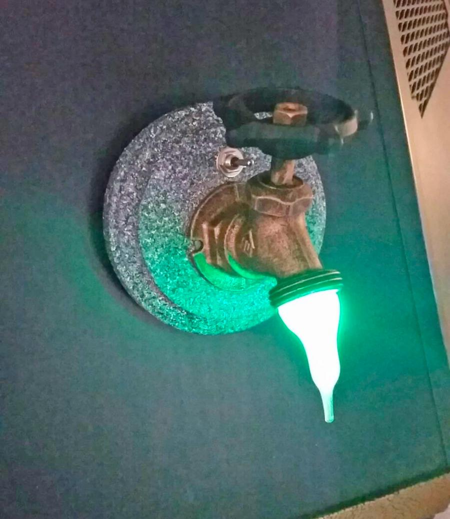 Funny Novelty Dripping Outdoor Faucet Spigot Night Light