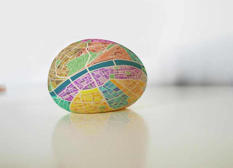 Egg Map - Squeeze Ball To Magnify City Map