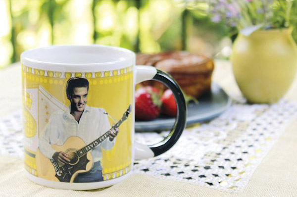 Elvis heat changing coffee mug - elvis mug changes from vegas elvis to memphis elvis with hot liquid