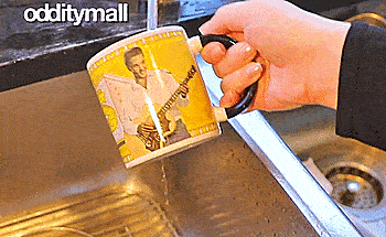 Elvis heat changing coffee mug - elvis mug changes from vegas elvis to memphis elvis with hot liquid