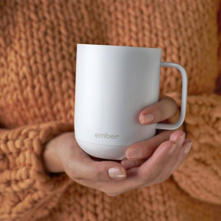 Ember Smart Coffee Mug Keeps Your Coffee Heated At The Perfect Temperature - Smart phone connected coffee mug