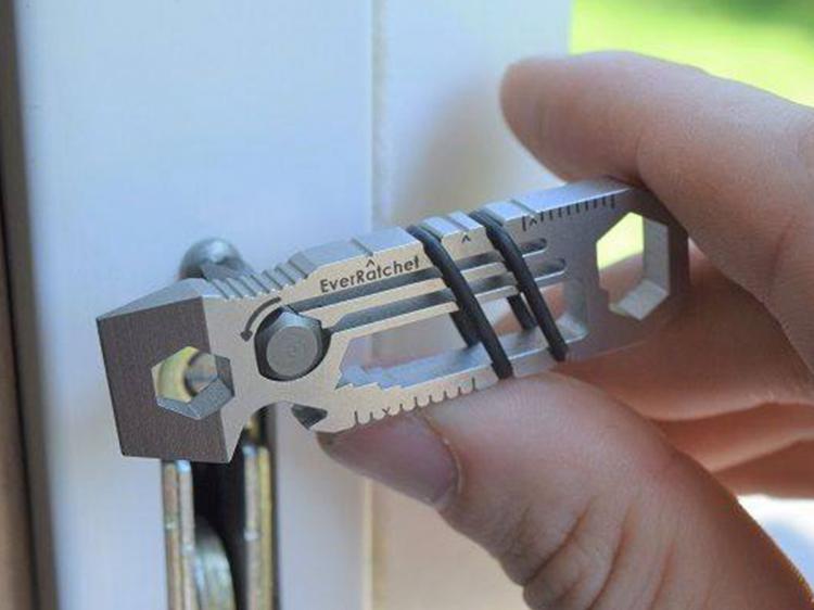 EverRatchet - Tiny ratchet multi-tool key-chain
