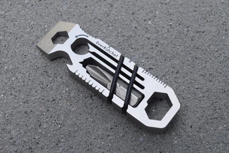EverRatchet - Tiny ratchet multi-tool key-chain