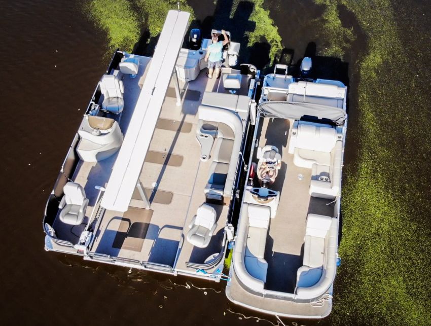 2xMarine Expanding Pontoon Boat Doubles In Size