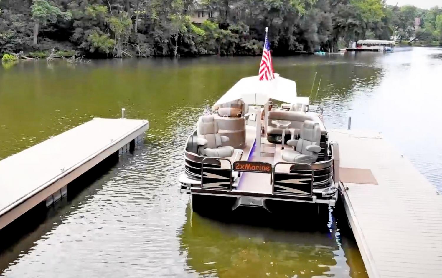 2xMarine Expanding Pontoon Boat Doubles In Size