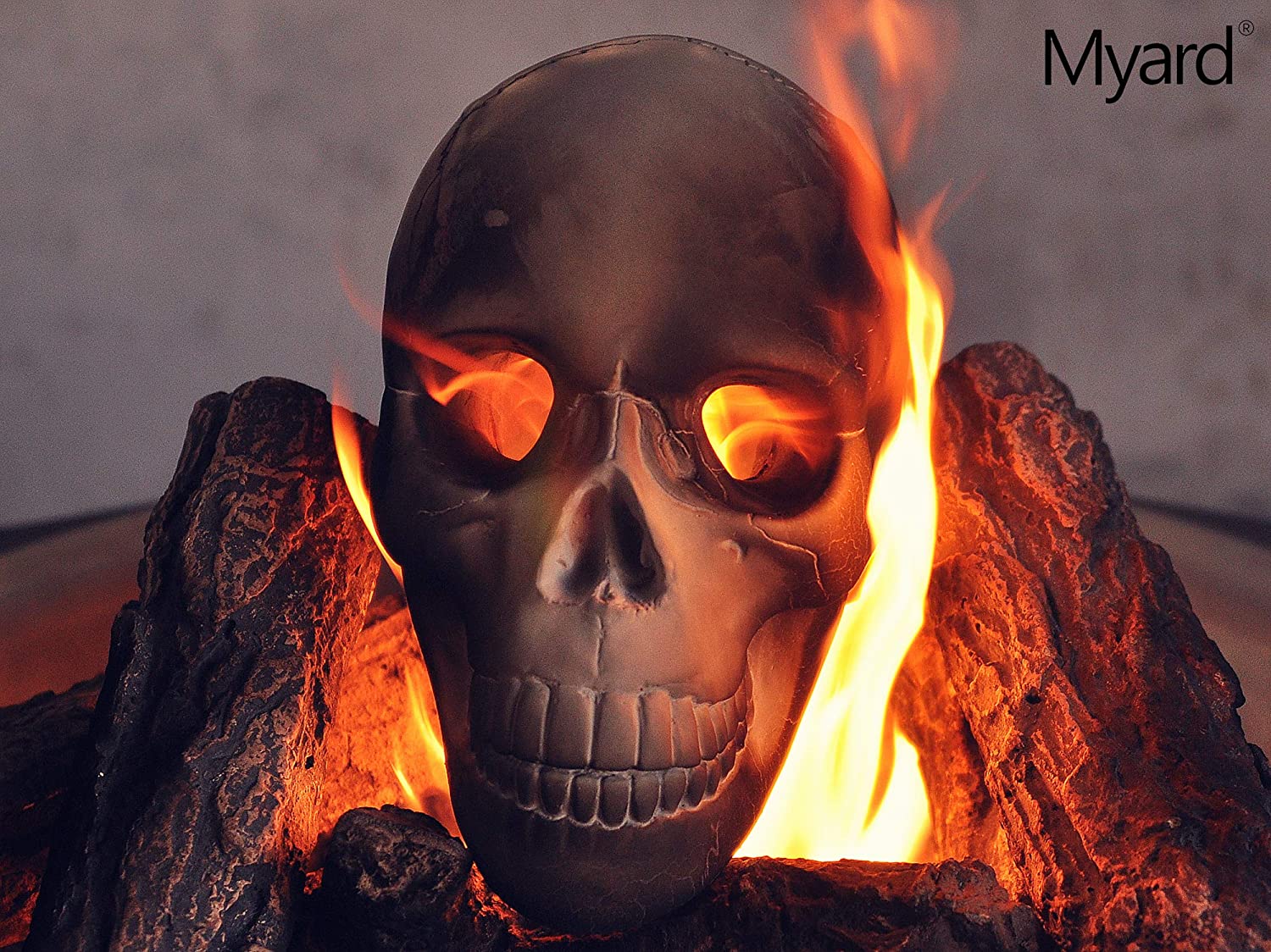 Fake Fireproof Human Skulls For Your Fire-pit - Burning skull bonfire Halloween prop