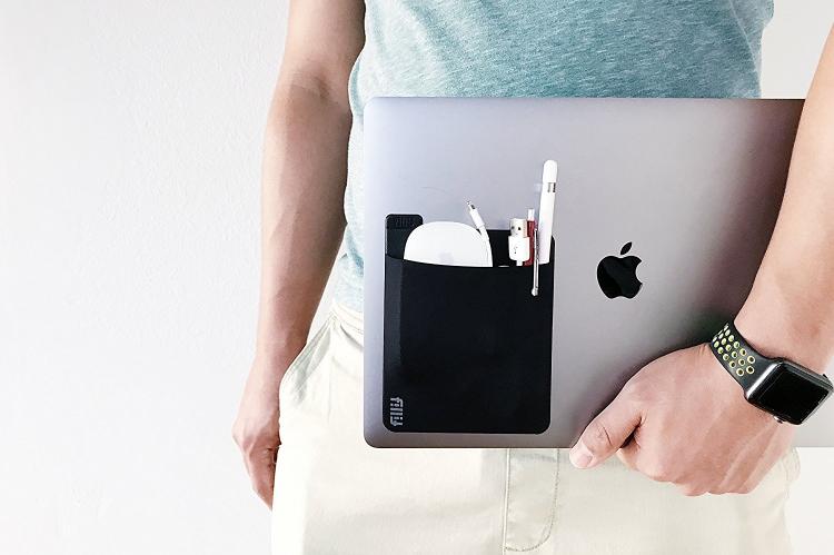 Fillit Pocket - Laptop Pocket - Tablet Pocket - Extra storage pocket on the back of your laptop or tablet