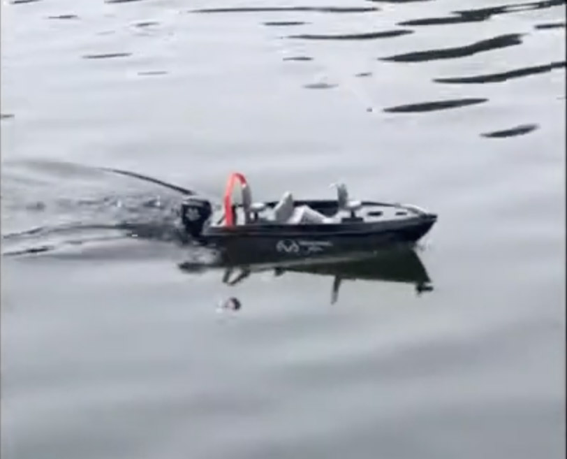 Remote Control Boat That Catches Fish