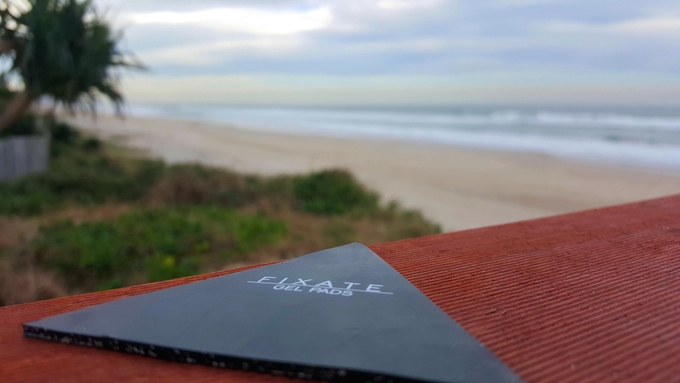 Fixate Gel Pads - Sticky pad lets you stick anything to anywhere