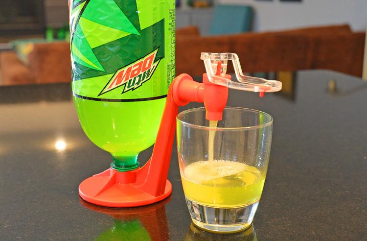 Party Soda Dispenser and Soda Fizz Saver