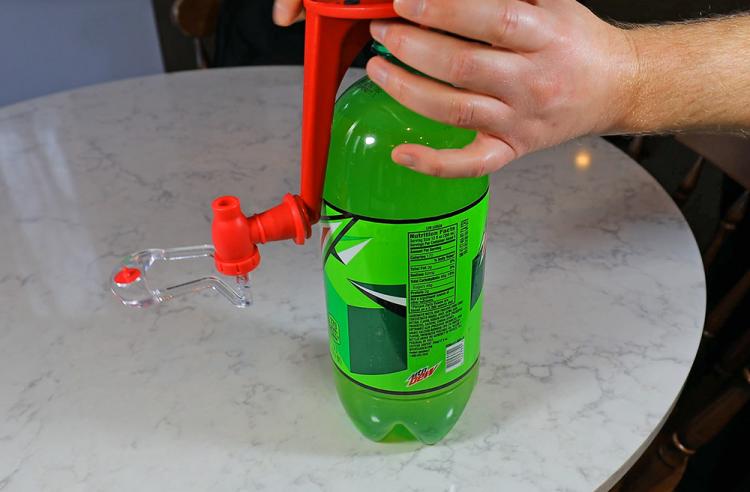 Party Soda Dispenser and Soda Fizz Saver