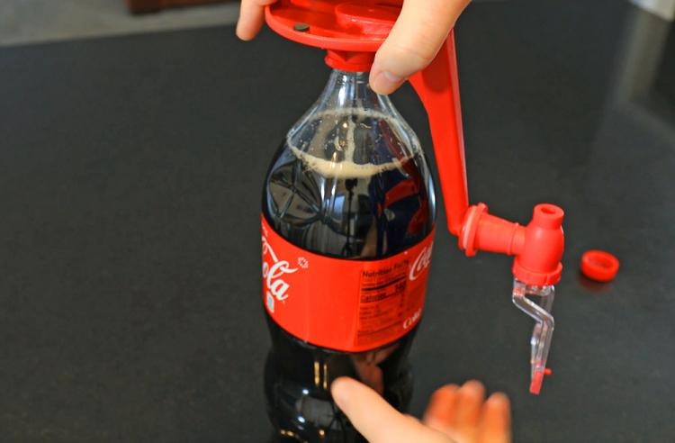 Party Soda Dispenser and Soda Fizz Saver