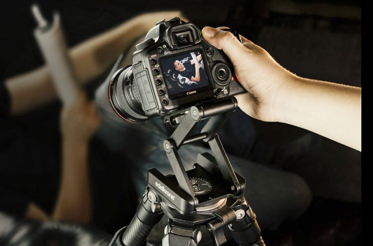 Edelkrone FlexTilt Versatile DSLR Camera Mount - Position Your Camera In Any Angle