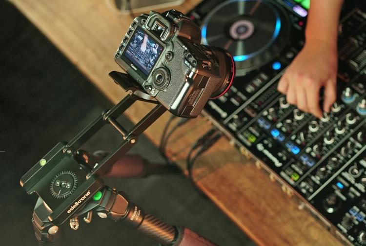 Edelkrone FlexTilt Versatile DSLR Camera Mount - Position Your Camera In Any Angle